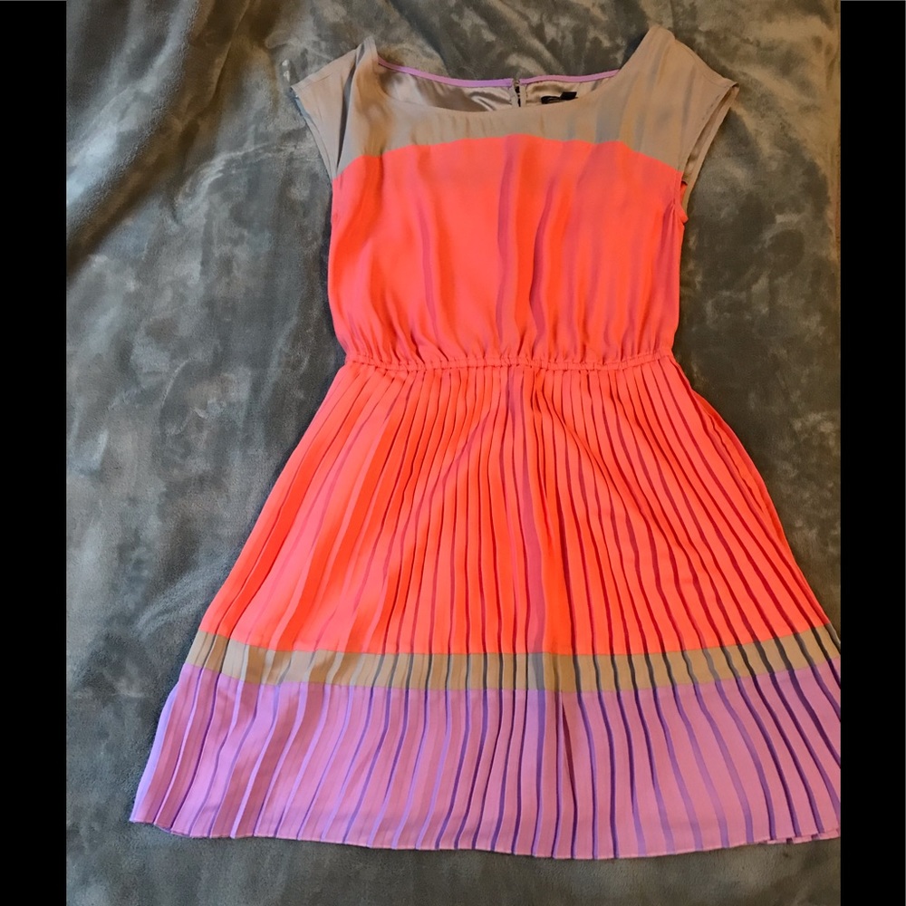 American Eagle colorblock pleated dress